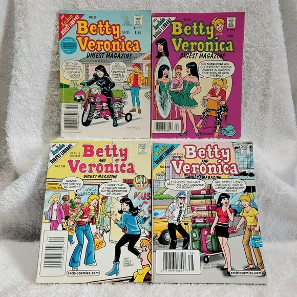 Group of 4 Assorted Betty and Veronica Digest Magazines by Archie Comics!! - Picture 1 of 2
